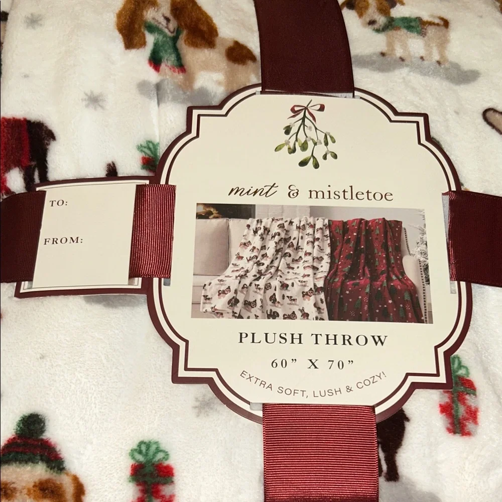Holiday Plush Throw Blanket - White and Brown